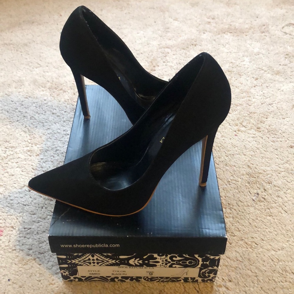 Very Classy Black Heels